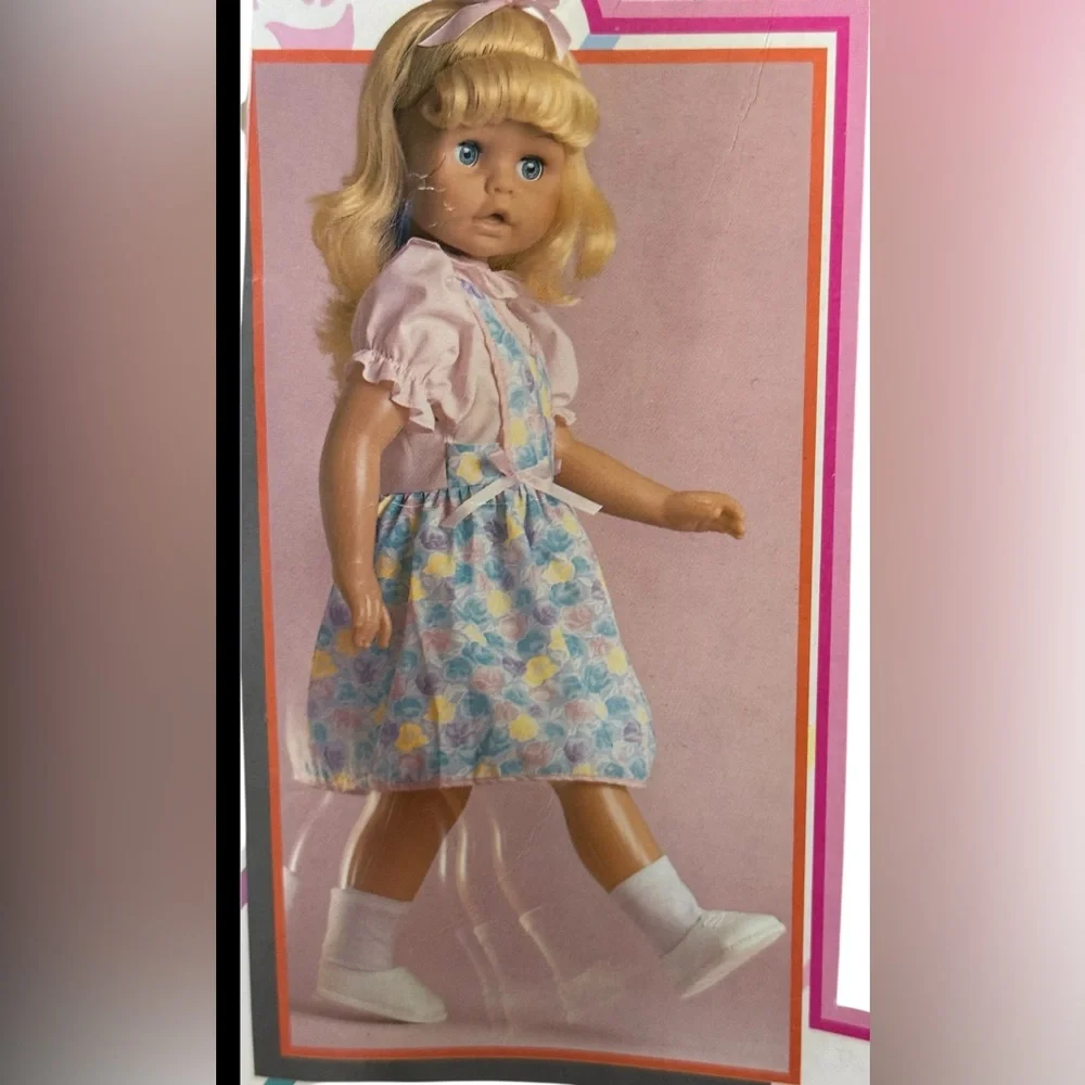 NIB Lissi doll Vintage / Limited edition/Hold Hands & Walk With Her